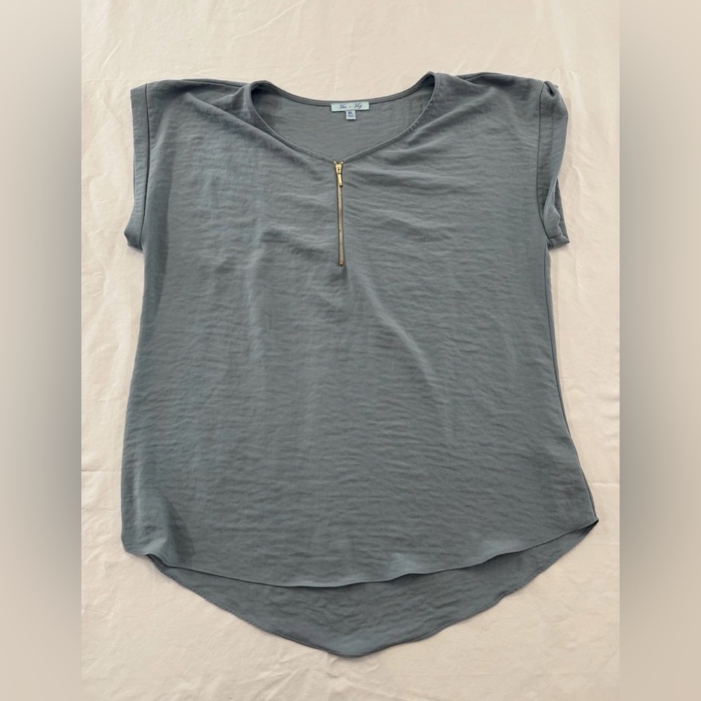 She + Sky‎ Blue Women’s Blouse With 1/4 Zip Gold Zipper Size XL